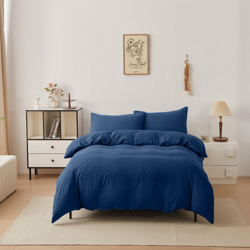Elegant modern bedroom featuring a sleek, timeless microfibre duvet cover set that complements any décor.