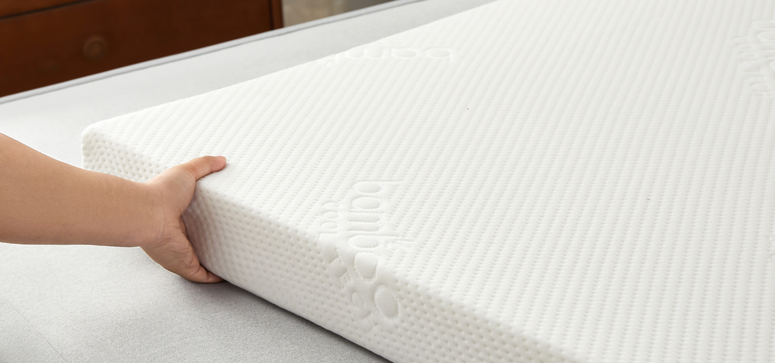 The Difference Between Memory Foam and Gel Foam Mattress Toppers