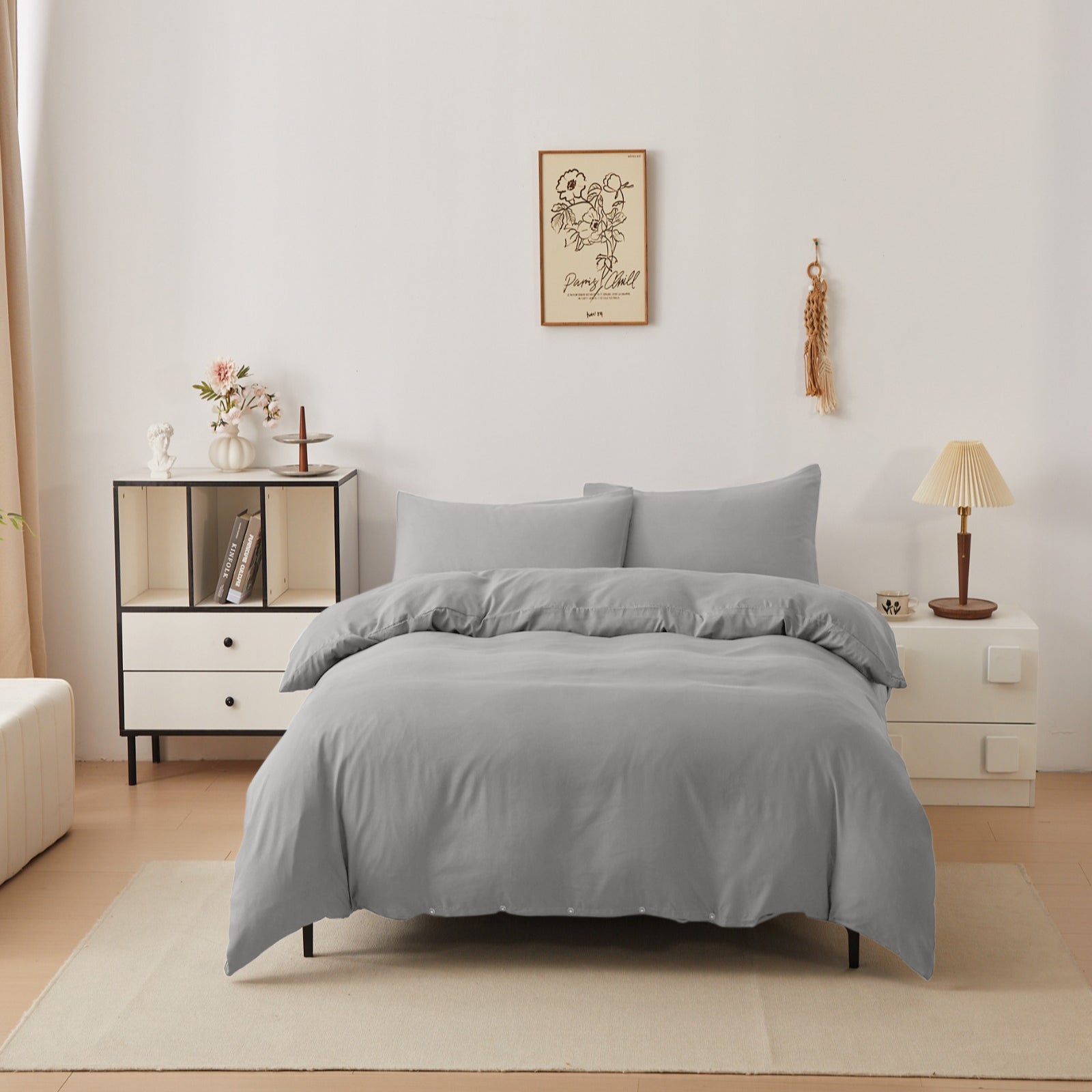 Durable, wrinkle-resistant, and fade-resistant microfibre bedding that’s quick to wash and fast to dry.